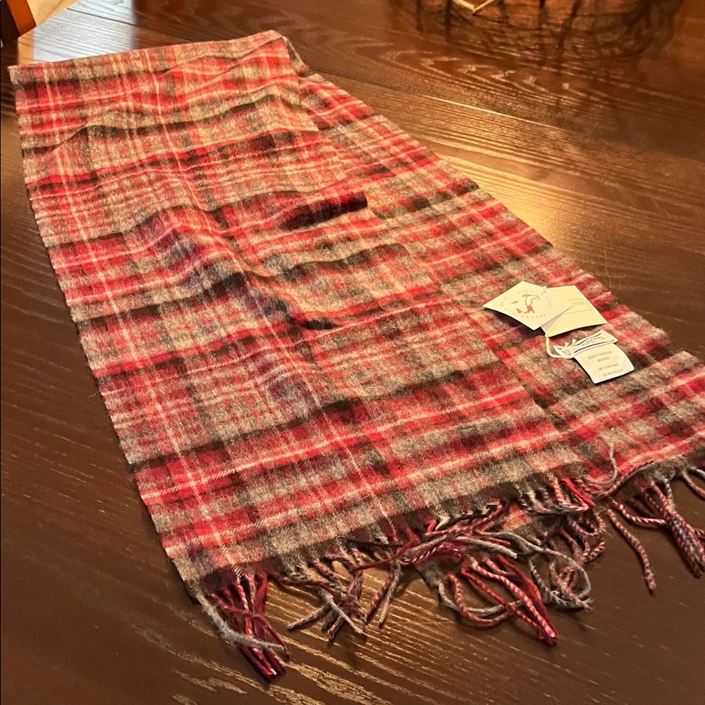 Via Condotti Red and Gray Wool Scarf